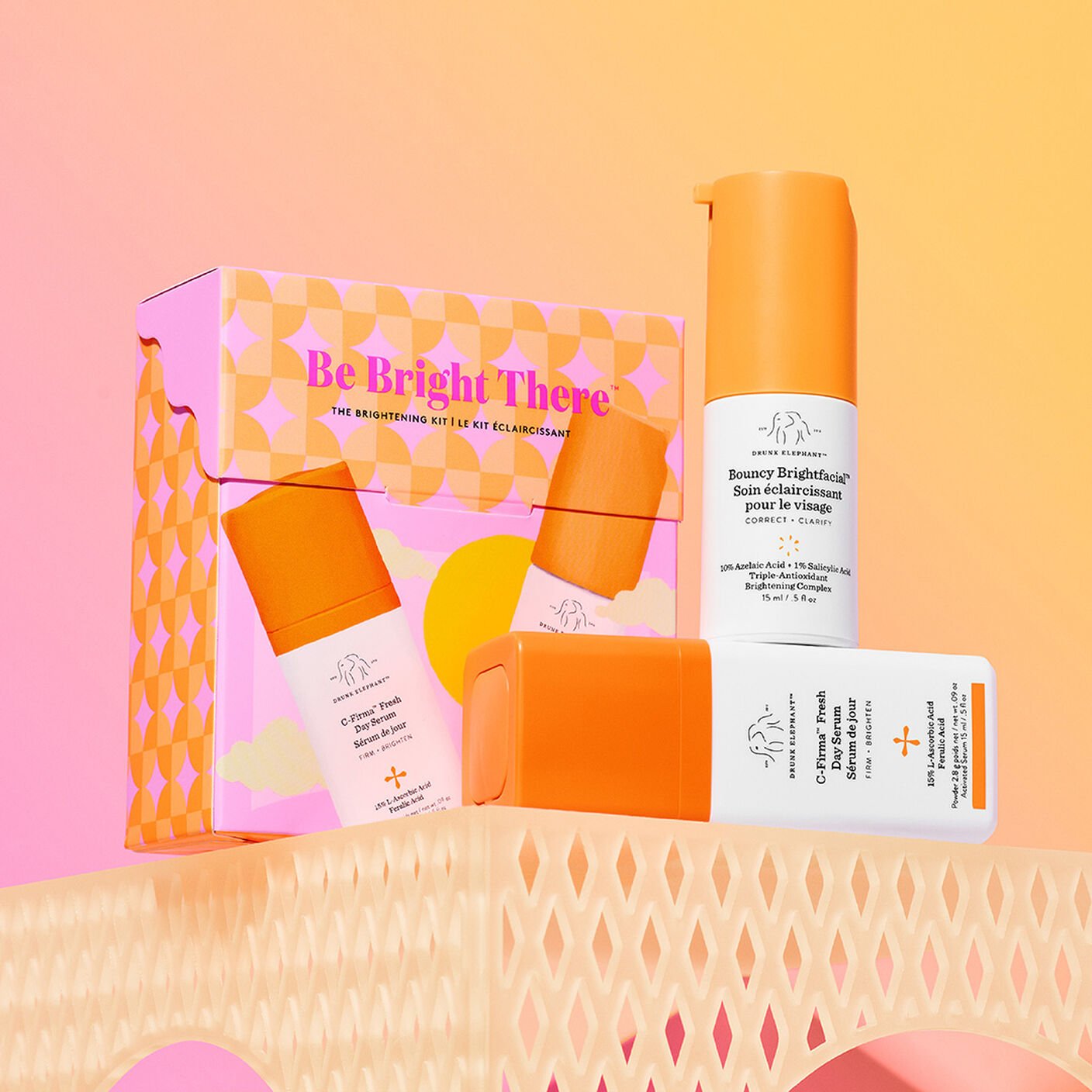 Be Bright There™: O Kit Clareador | Drunk Elephant